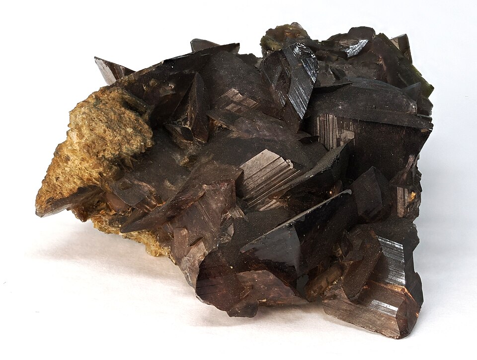 Axinite