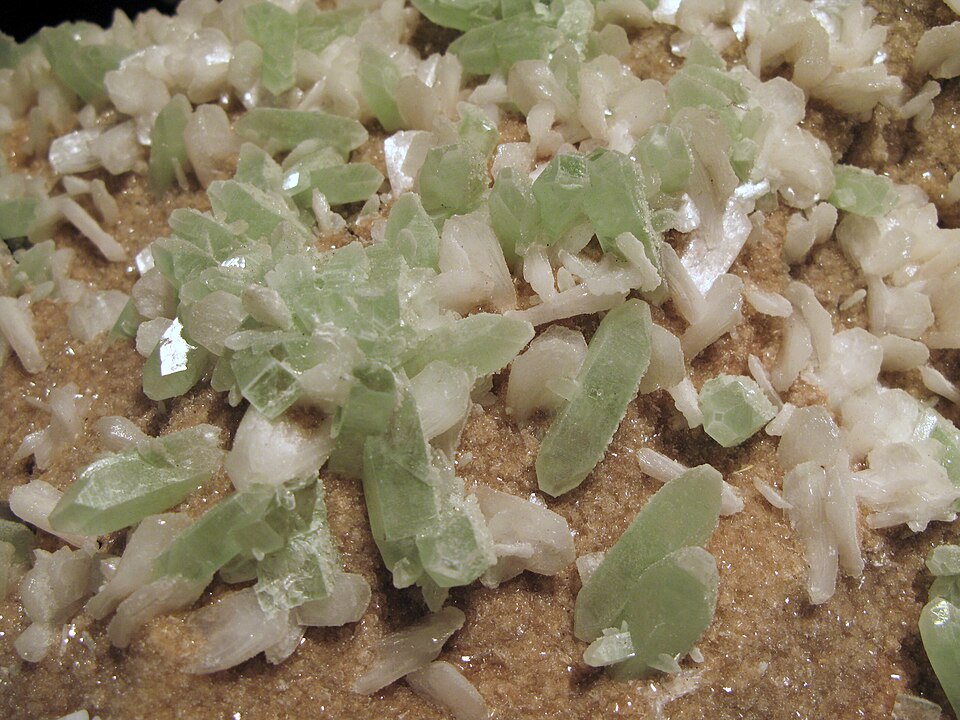 Heulandite
