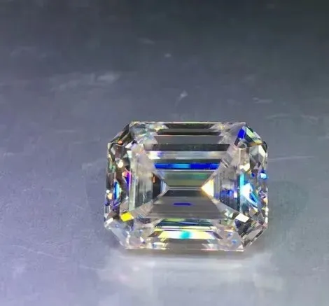 Moissanite