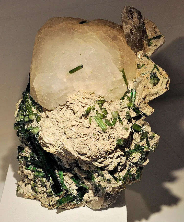 Pollucite