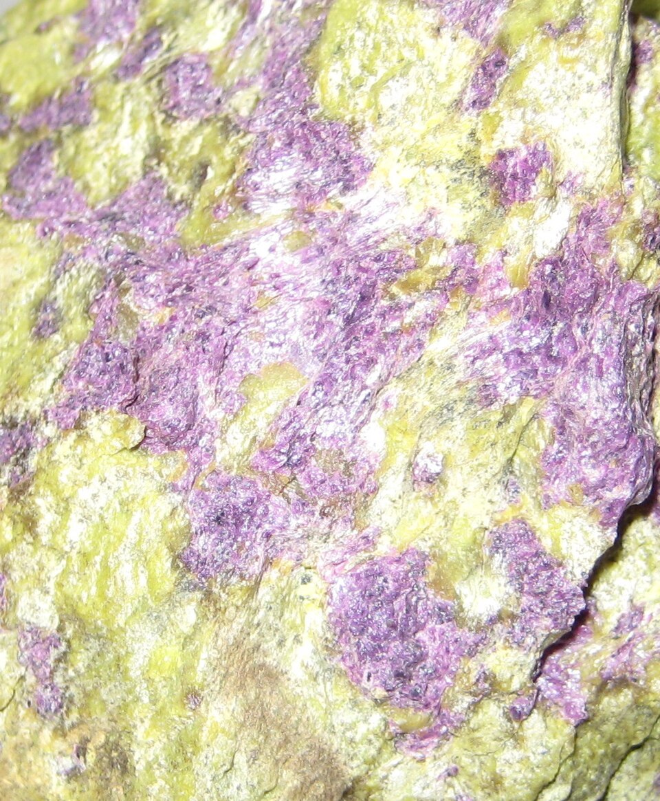 Stichtite