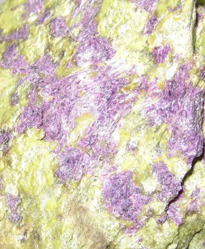 Stichtite
