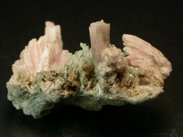 Thulite