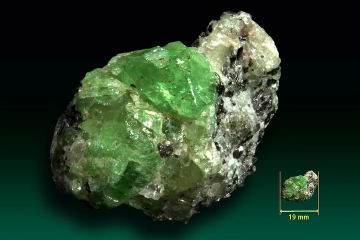 Tsavorite