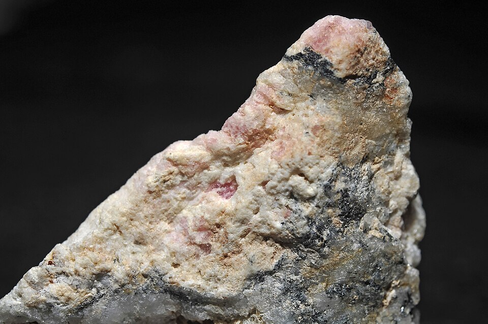 Tugtupite, a pink/red mineral