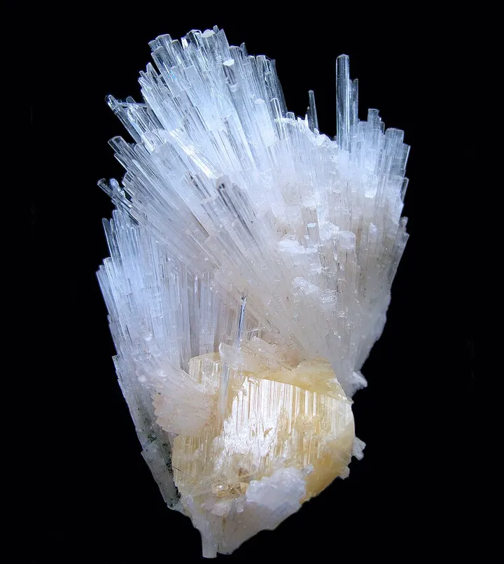 Powellite